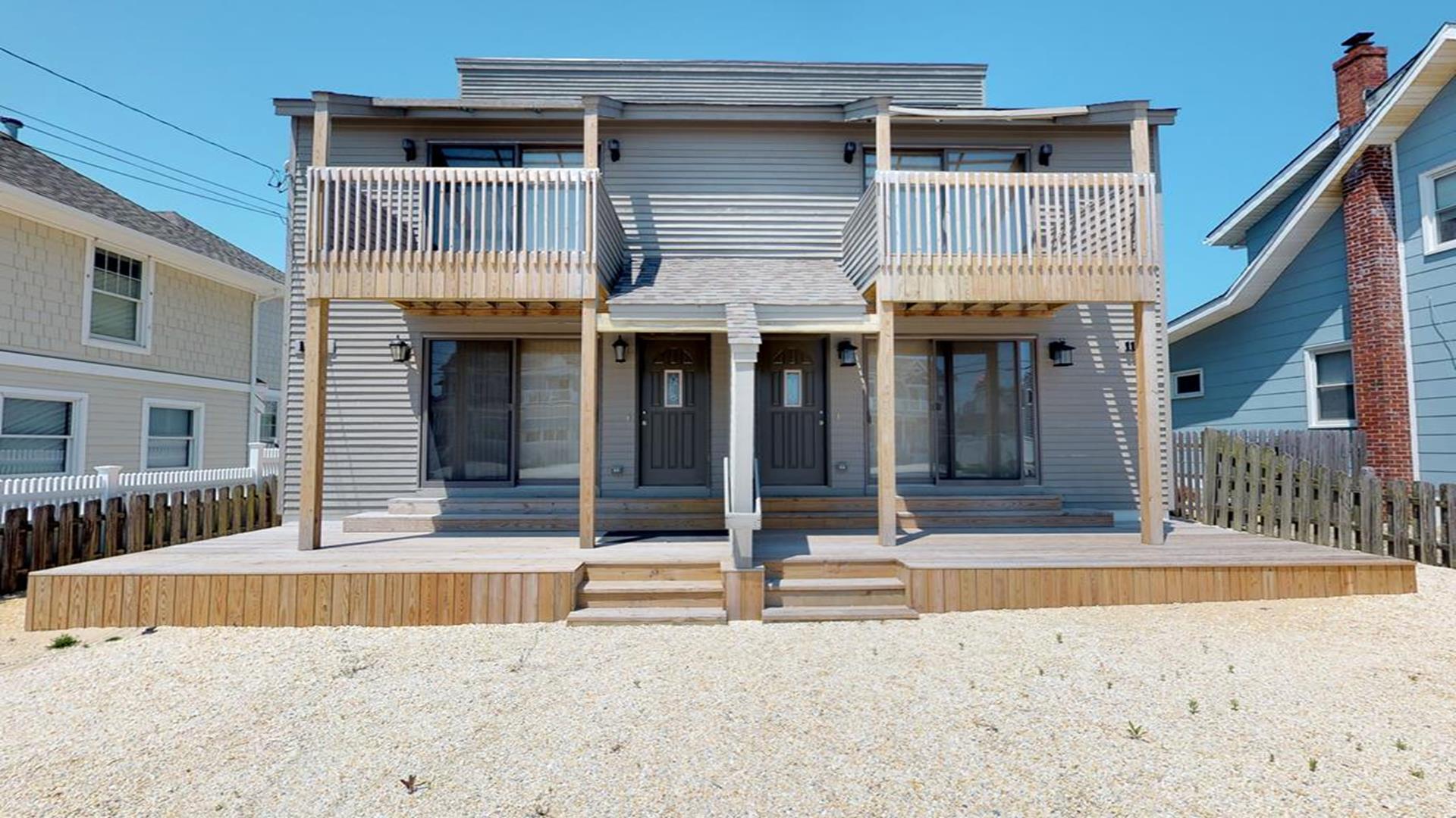 Vacation Rentals Lavallette Ocean Side Home in Lavallette