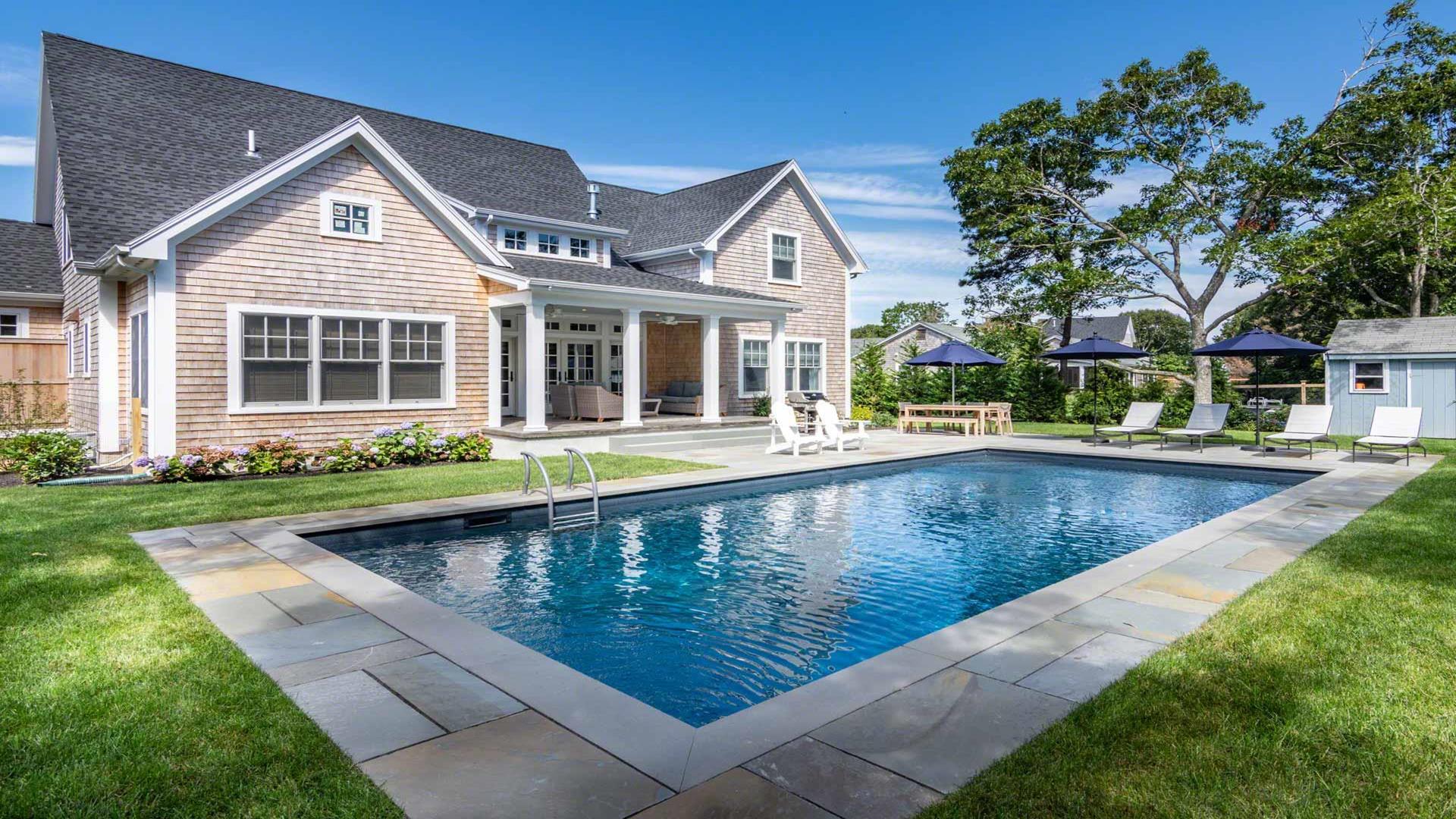 Vacation Rentals Edgartown Luxurious Katama Farmhouse With Pool